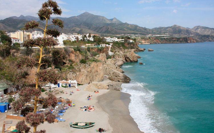 Apartamento Yaiza Nerja Esterno foto